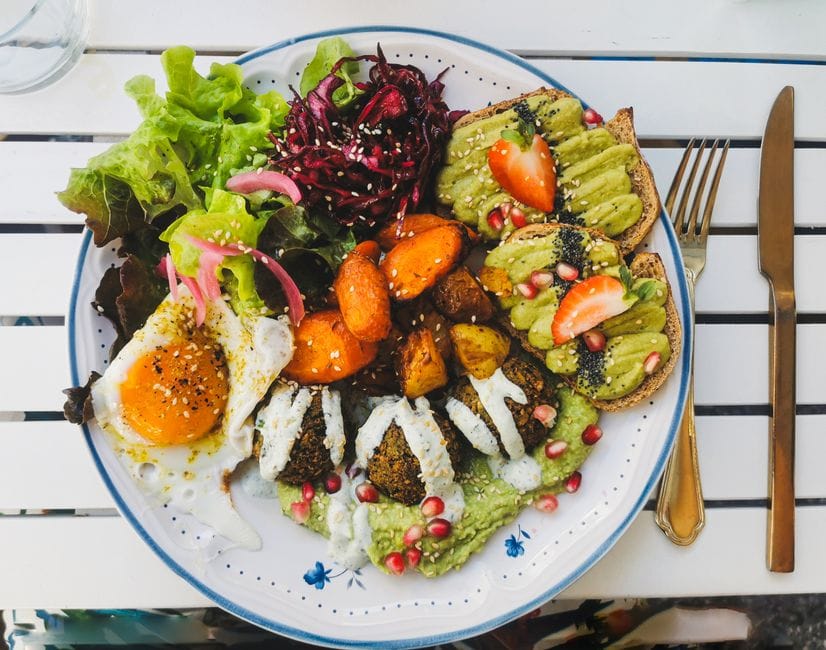 Why You Should Eat Breakfast (Or Not)
