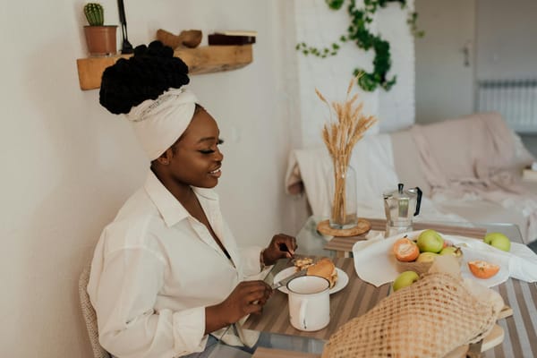 Intuitive Eating: A Practical 30-Day Starter Guide for Women Who Are Done With Dieting
